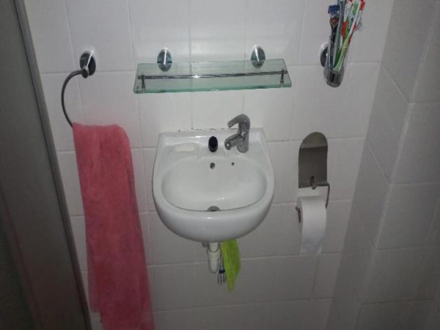 1 Bedroom Property for Sale in Zonnebloem Western Cape